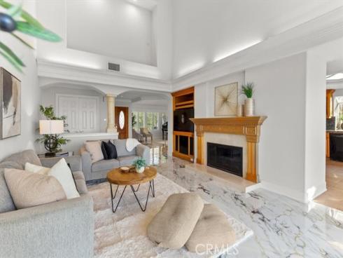 4413 E Valley Gate , Anaheim Hills, CA