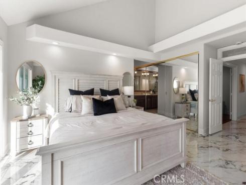 4413 E Valley Gate , Anaheim Hills, CA