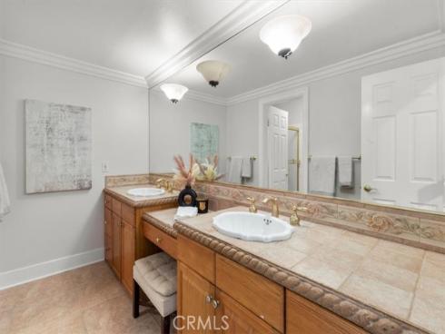 4413 E Valley Gate , Anaheim Hills, CA