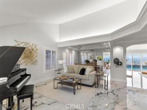 4413 E Valley Gate , Anaheim Hills, CA