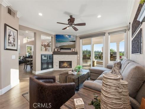 1075 S Matthew Way, Anaheim Hills, CA