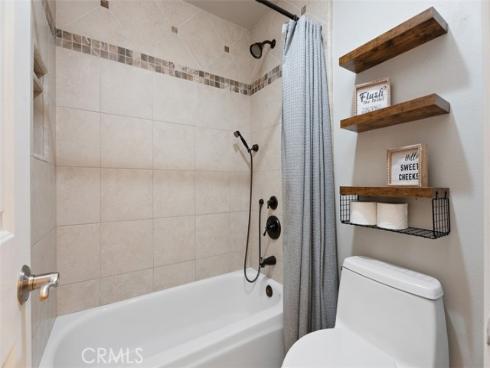 1075 S Matthew Way, Anaheim Hills, CA