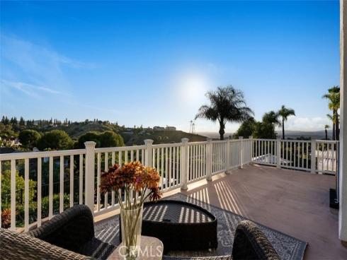 1075 S Matthew Way, Anaheim Hills, CA