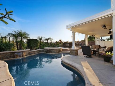 1075 S Matthew Way, Anaheim Hills, CA