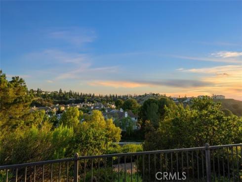 1075 S Matthew Way, Anaheim Hills, CA