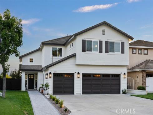 1075 S Matthew Way, Anaheim Hills, CA