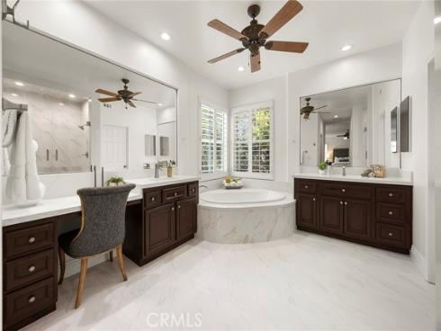 1049 S Summer Breeze , Anaheim Hills, CA