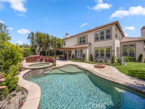 1049 S Summer Breeze , Anaheim Hills, CA