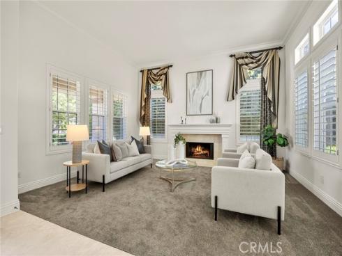 1049 S Summer Breeze , Anaheim Hills, CA