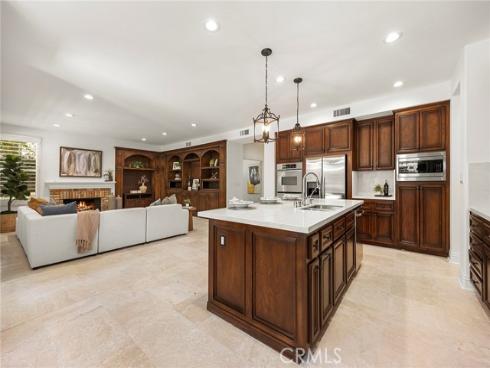 1049 S Summer Breeze , Anaheim Hills, CA