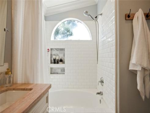 491 S Hibiscus Way, Anaheim Hills, CA