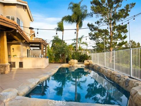 491 S Hibiscus Way, Anaheim Hills, CA