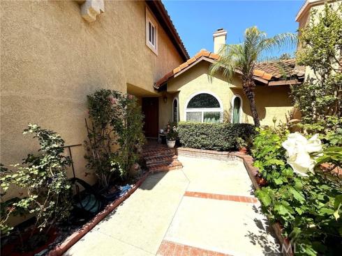6079 E Butterfield  , Anaheim Hills, CA