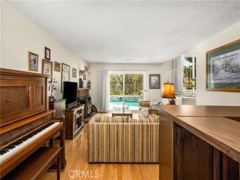 186 S Donna Court, Anaheim Hills, CA