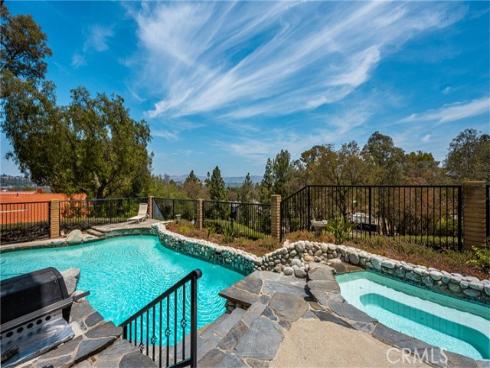 186 S Donna Court, Anaheim Hills, CA