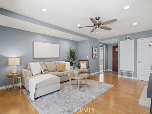 4956 E Holbrook , Anaheim Hills, CA