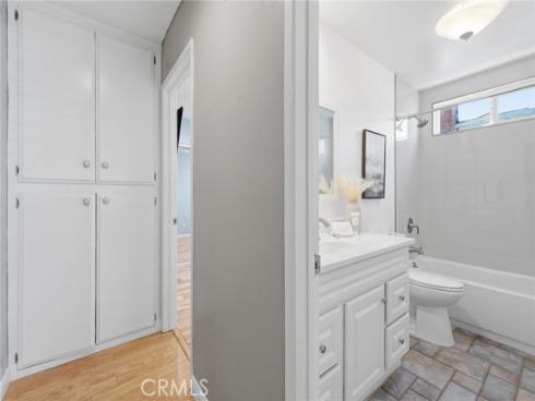 4956 E Holbrook , Anaheim Hills, CA