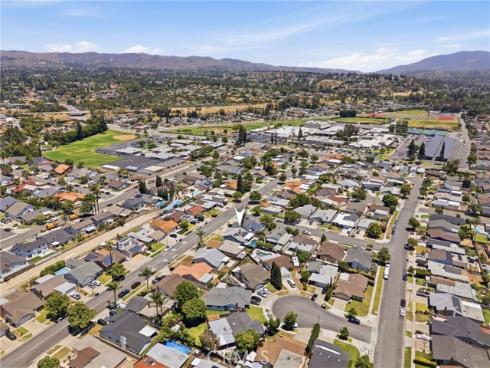 4956 E Holbrook , Anaheim Hills, CA