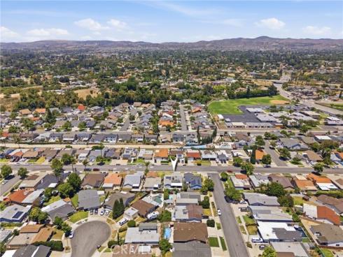 4956 E Holbrook , Anaheim Hills, CA