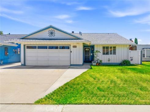 4956 E Holbrook , Anaheim Hills, CA