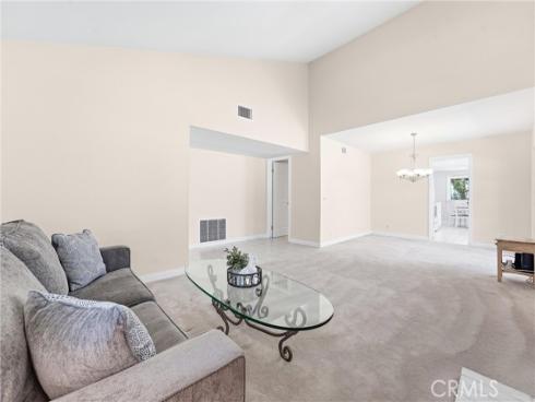 6487 E Calle del Norte , Anaheim Hills, CA
