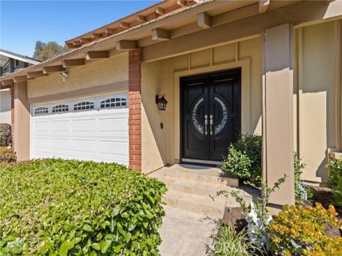 6573 E North View   Drive, Anaheim Hills, CA