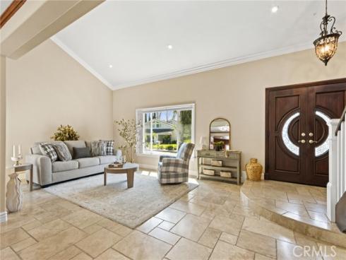 6573 E North View   Drive, Anaheim Hills, CA