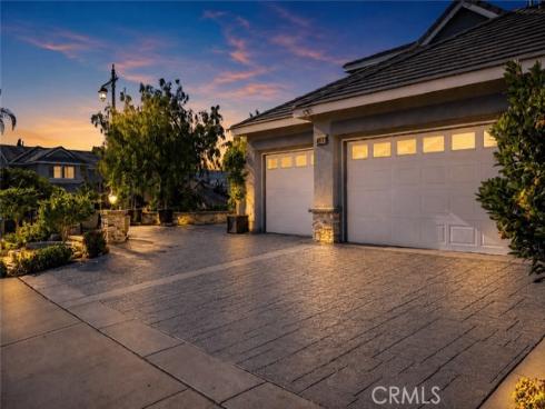 8805 E Crestview  , Anaheim Hills, CA