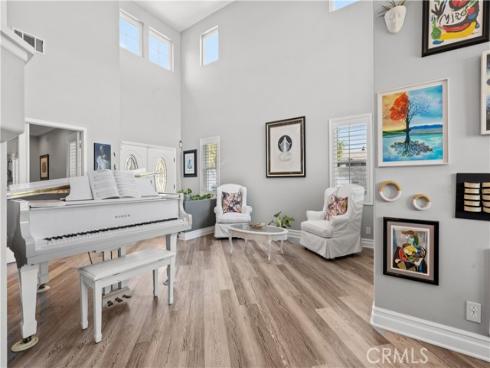 8805 E Crestview  , Anaheim Hills, CA