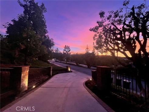 5780 E River Valley Trail, Anaheim Hills, CA