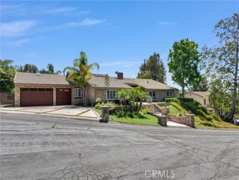 375 S Via Montanera , Anaheim Hills, CA