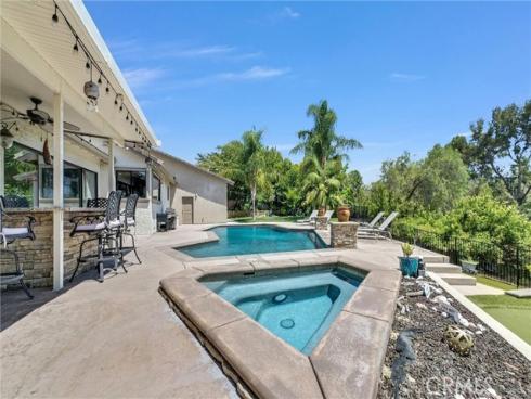 375 S Via Montanera , Anaheim Hills, CA