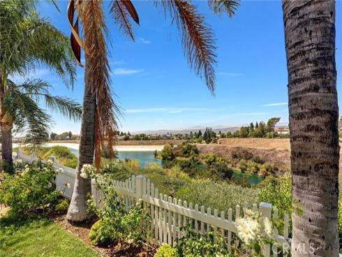 904 S Ridgecrest Circle, Anaheim Hills, CA