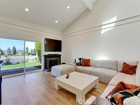 904 S Ridgecrest Circle, Anaheim Hills, CA