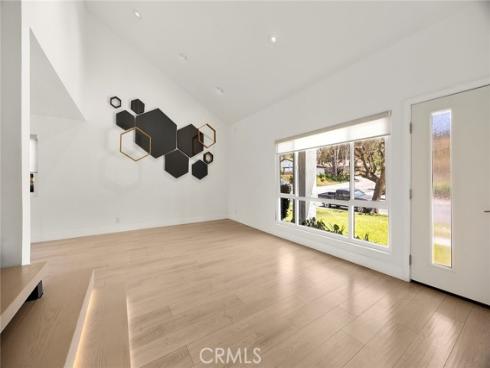 6875 E Swarthmore Drive, Anaheim Hills, CA