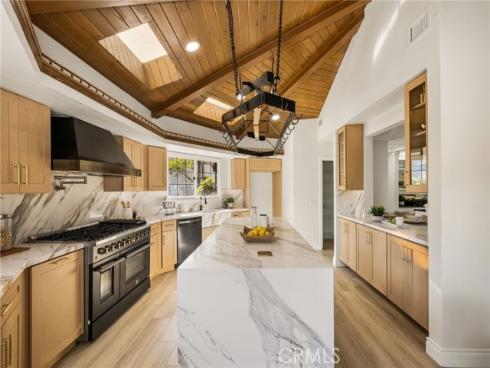 126 S Lakeview Avenue, Anaheim Hills, CA