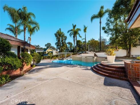 126 S Lakeview Avenue, Anaheim Hills, CA