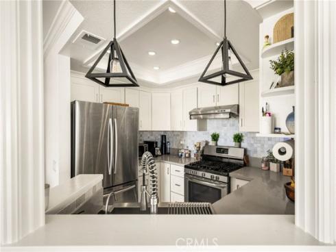 1045 S Daybreak   Court, Anaheim Hills, CA