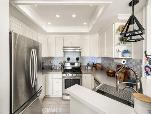 1045 S Daybreak   Court, Anaheim Hills, CA