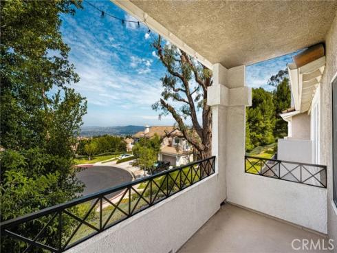 1045 S Daybreak   Court, Anaheim Hills, CA