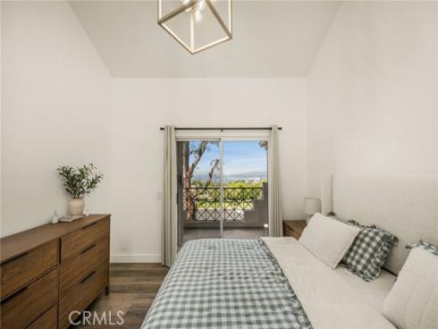 1045 S Daybreak   Court, Anaheim Hills, CA