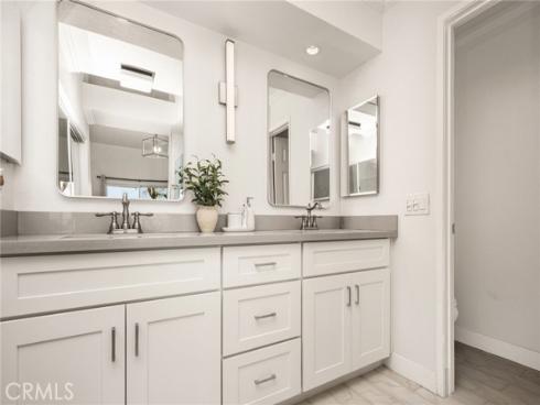 1045 S Daybreak   Court, Anaheim Hills, CA