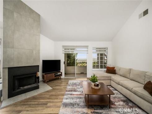 1045 S Daybreak   Court, Anaheim Hills, CA