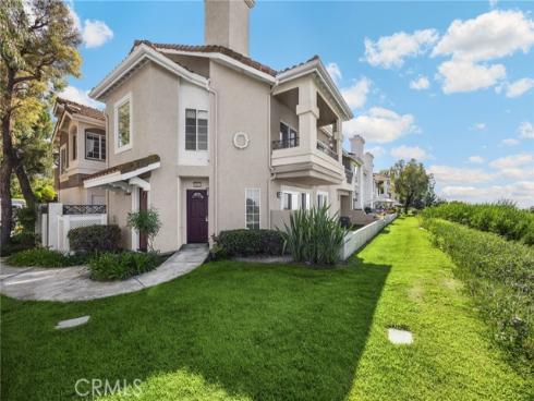 8063 E Sandstone Drive, Anaheim Hills, CA