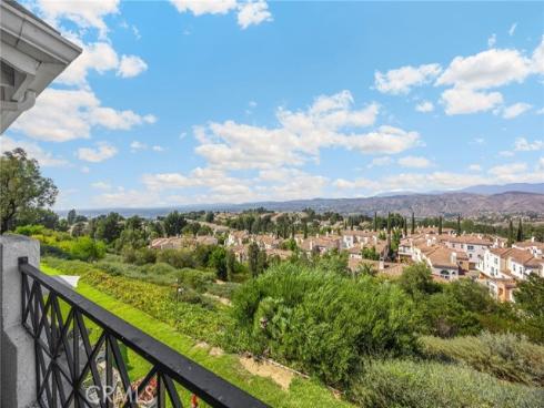 8063 E Sandstone Drive, Anaheim Hills, CA