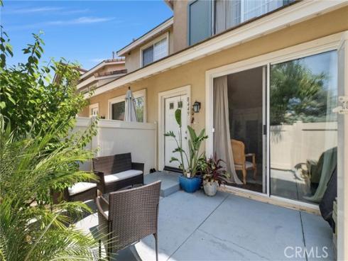 8449 E. Arrowhead Way