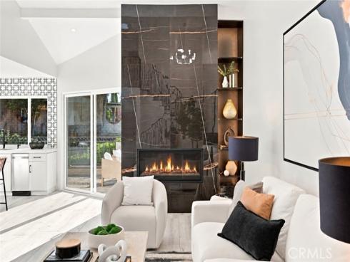 991 S Park Rim   Circle, Anaheim Hills, CA