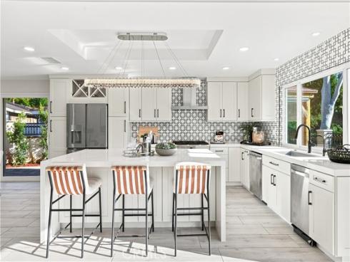 991 S Park Rim   Circle, Anaheim Hills, CA