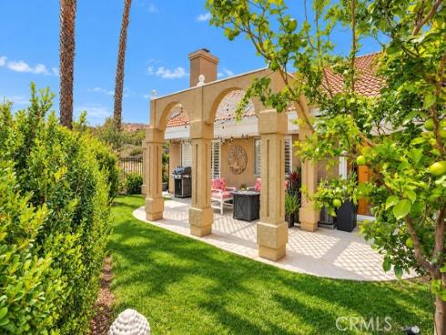 881 S Trailblazer   Circle, Anaheim Hills, CA