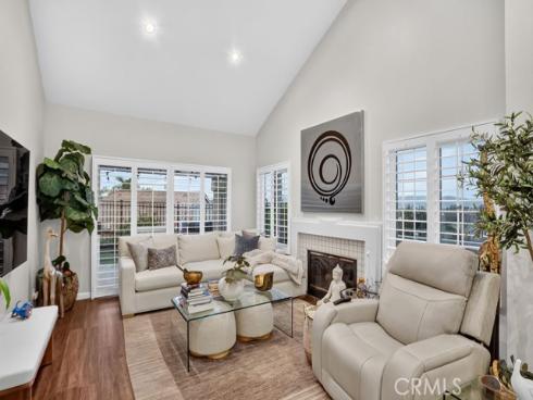 881 S Trailblazer   Circle, Anaheim Hills, CA